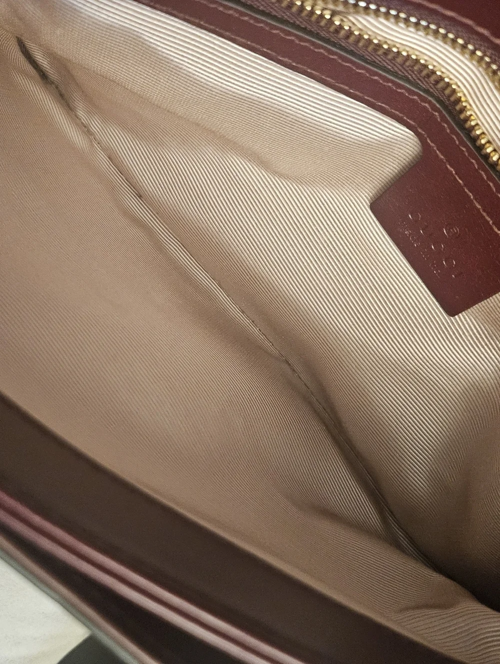 Gucci Arli Shoulder Bag Burgundy Leather Large GG Logo - Picture 12 of 14